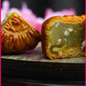 LOTUS PASTE MOONCAKE (INDIVIDUAL PACK) 莲蓉月饼